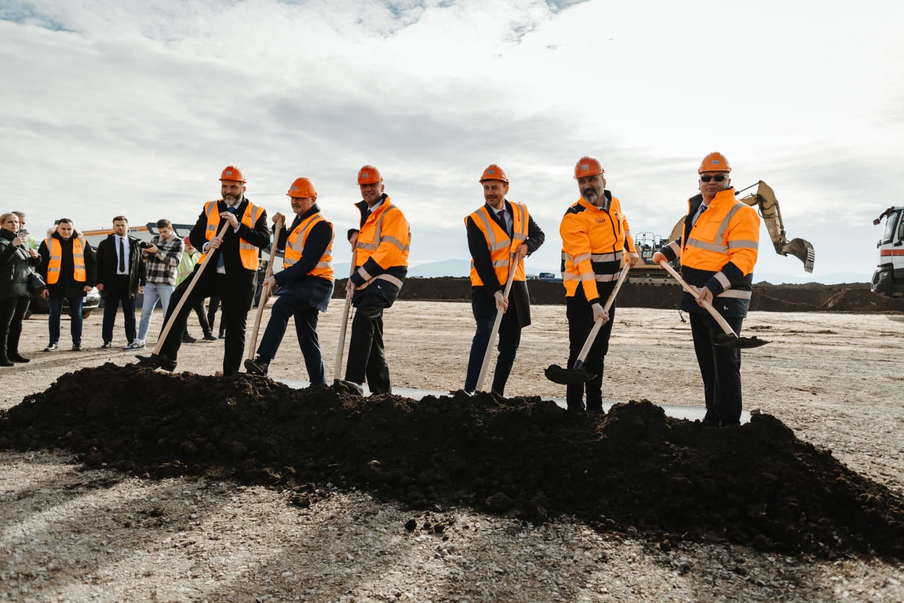 Investícia s vplyvom na celý región. Valaliky Industrial Park začína výstavbu slávnostným výkopom